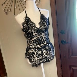 Neglige black. New in black lace. Size S